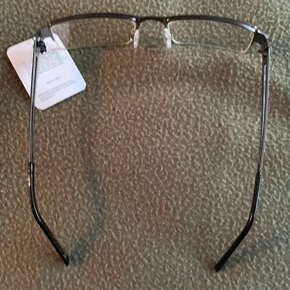 NWT Men’s Khan sleek innovative design glasses. - Picture 5 of 8